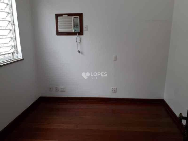 Casa à venda com 3 quartos, 380m² - Foto 12