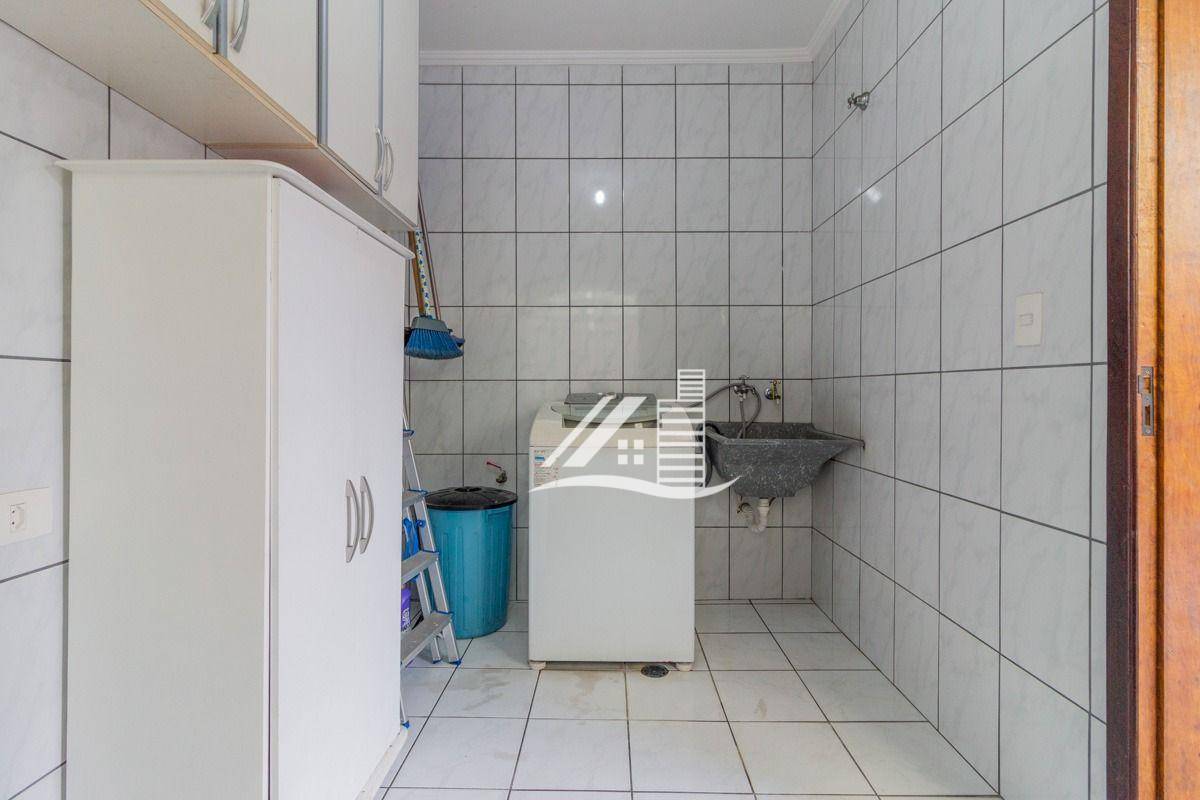 Sobrado à venda com 3 quartos, 228m² - Foto 22