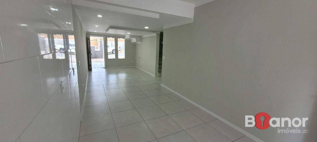 Casa para alugar com 3 quartos, 167m² - Foto 2