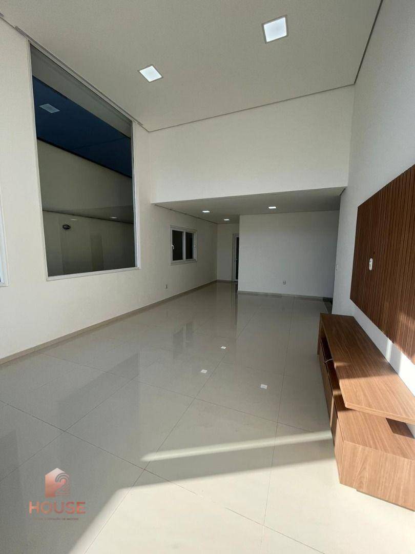 Casa de Condomínio para alugar com 3 quartos, 240m² - Foto 11