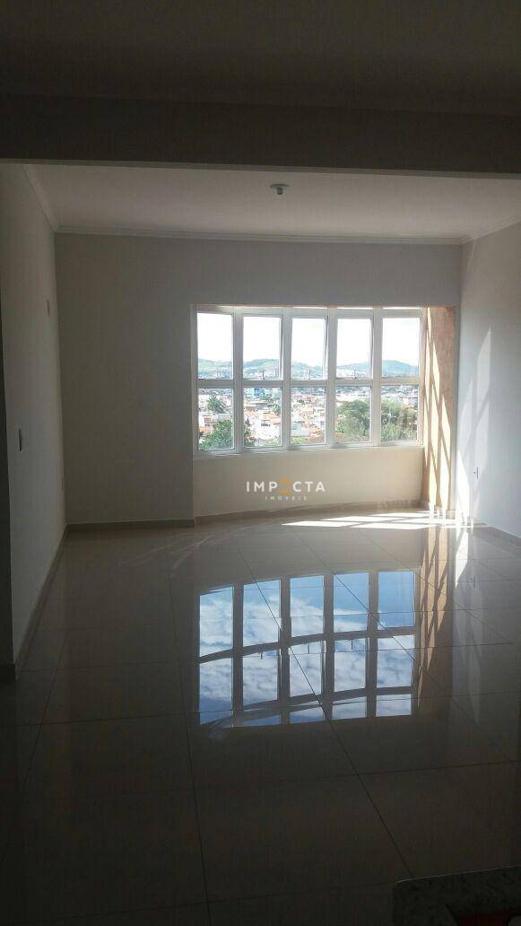 Apartamento à venda com 2 quartos, 77m² - Foto 3