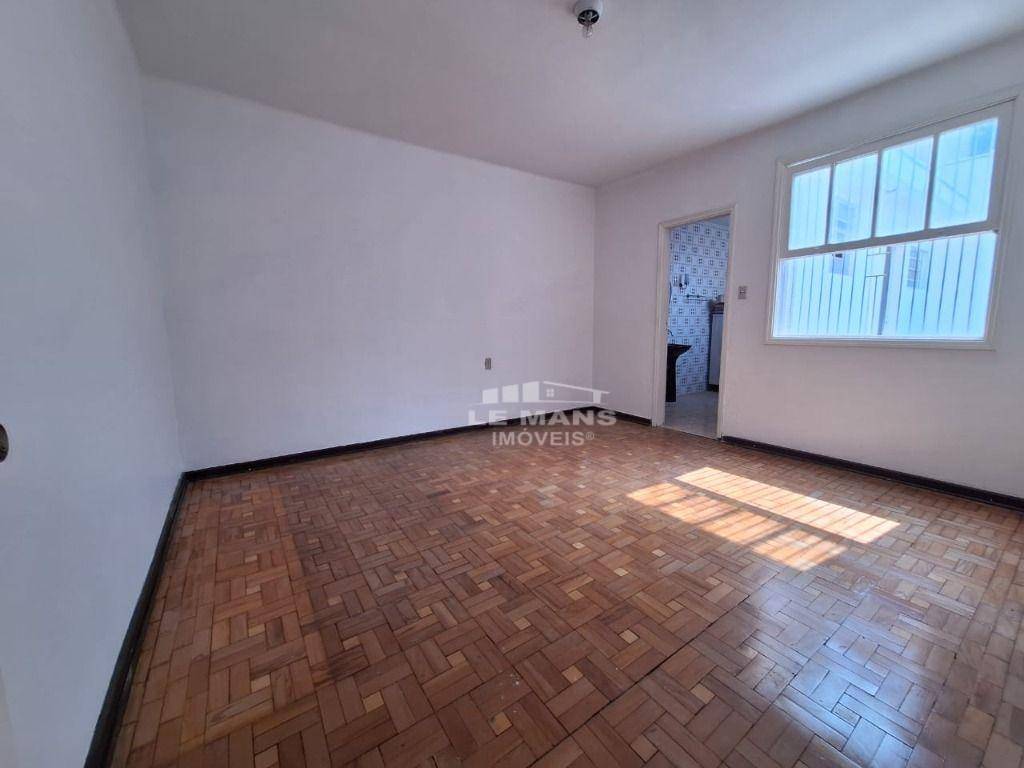 Casa à venda com 3 quartos, 122m² - Foto 9