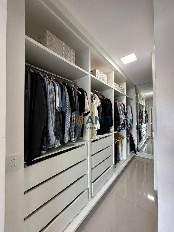 Sobrado à venda com 4 quartos, 283m² - Foto 5