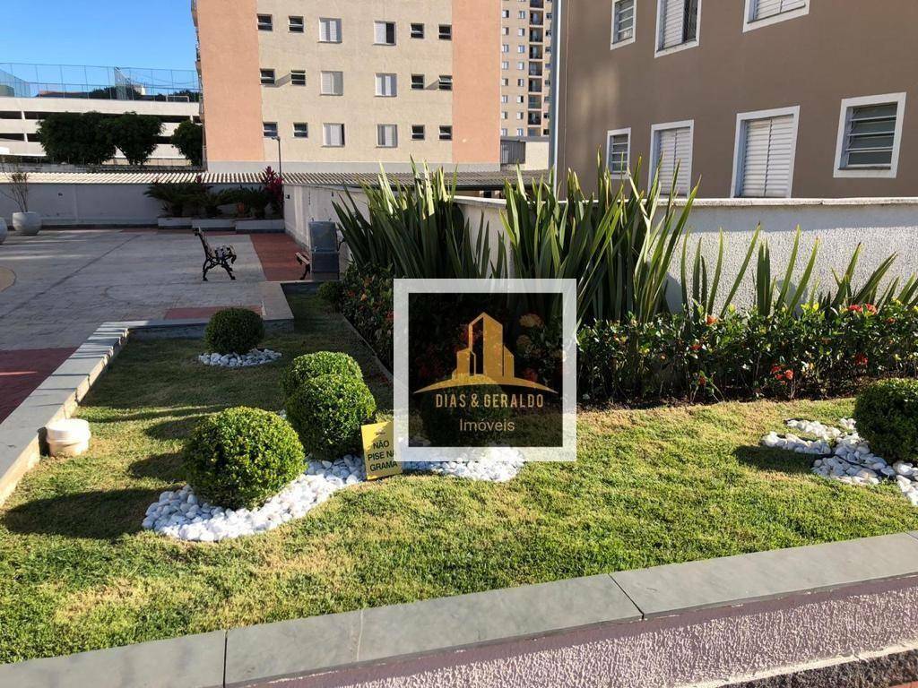 Apartamento à venda com 2 quartos, 45m² - Foto 9