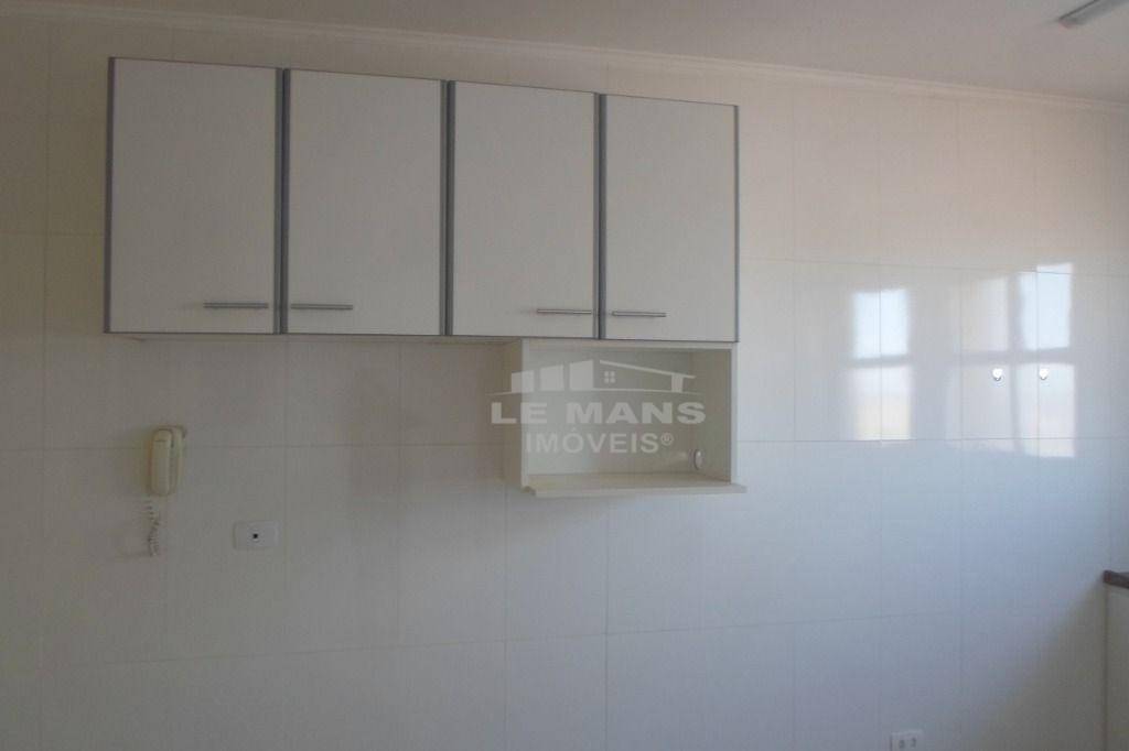 Apartamento à venda com 2 quartos, 76m² - Foto 14