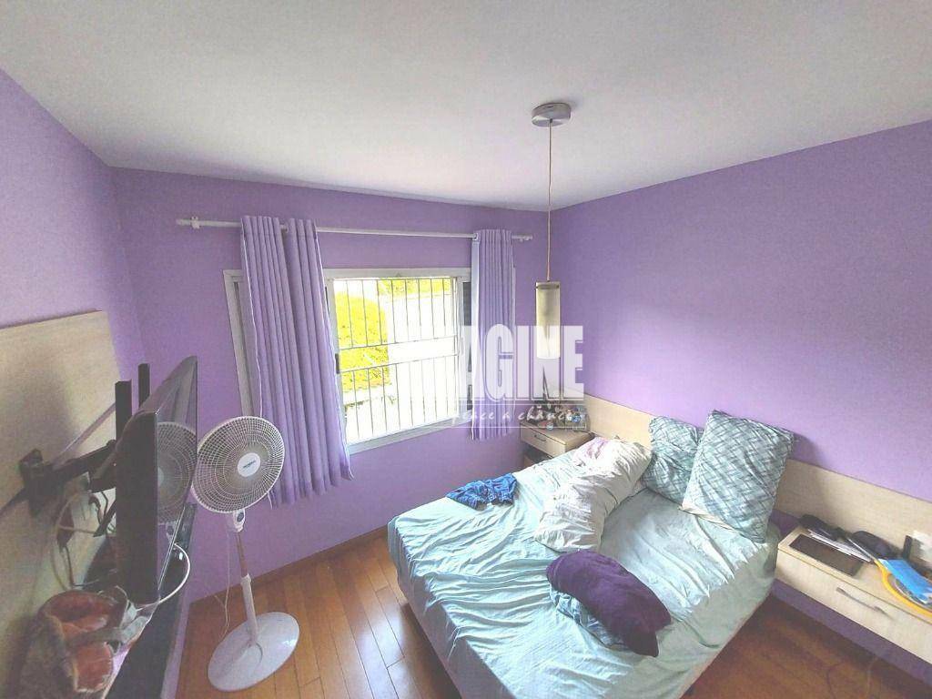 Casa à venda com 3 quartos, 200m² - Foto 3