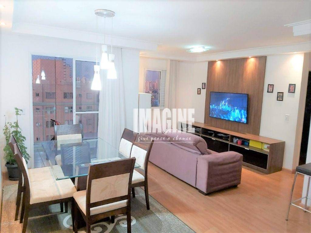 Apartamento à venda com 2 quartos, 65m² - Foto 1