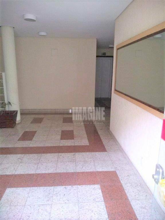 Apartamento à venda com 2 quartos, 52m² - Foto 31