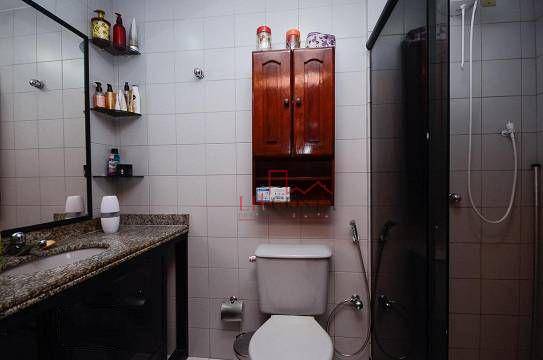 Apartamento à venda com 2 quartos, 80m² - Foto 24