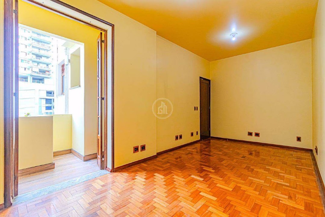 Apartamento à venda com 2 quartos, 56m² - Foto 2