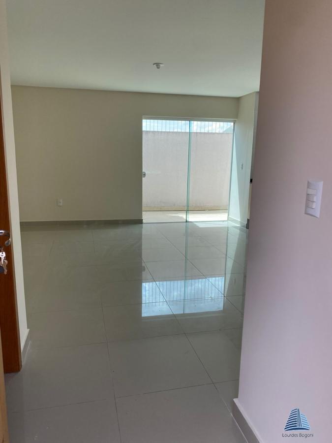 Sobrado à venda com 3 quartos, 100m² - Foto 3