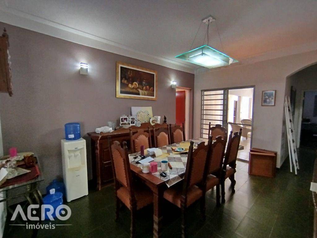 Casa, 3 quartos, 335 m² - Foto 5