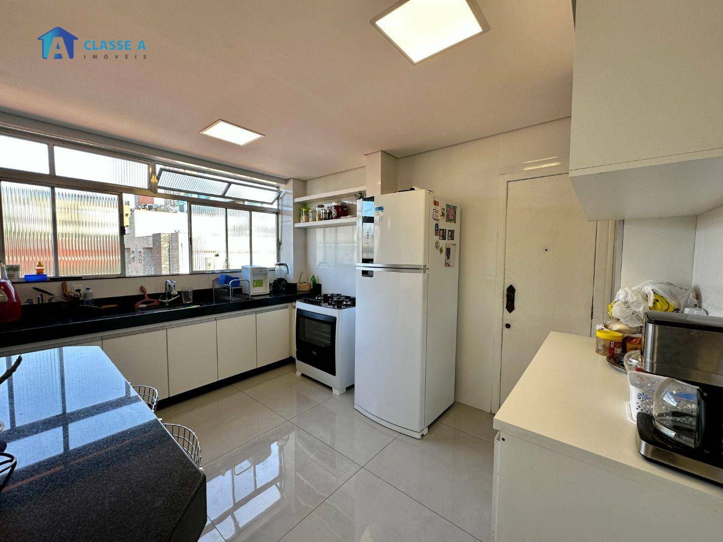 Apartamento à venda com 3 quartos, 95m² - Foto 15