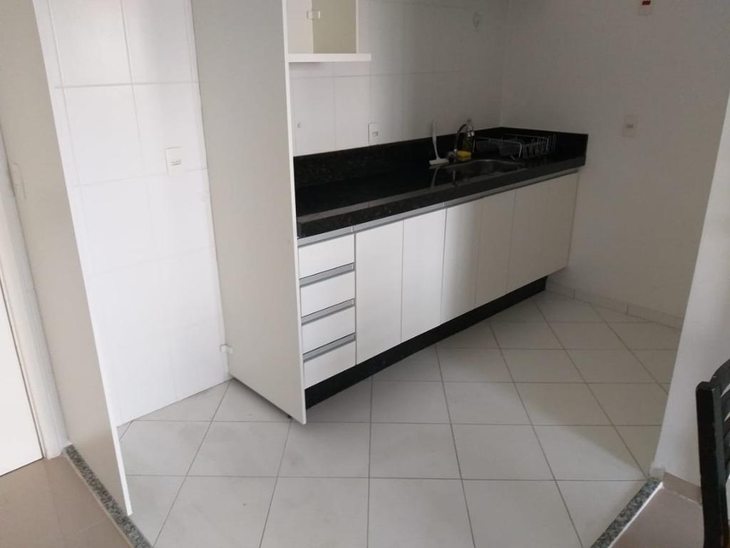 Apartamento para alugar com 1 quarto, 42m² - Foto 6