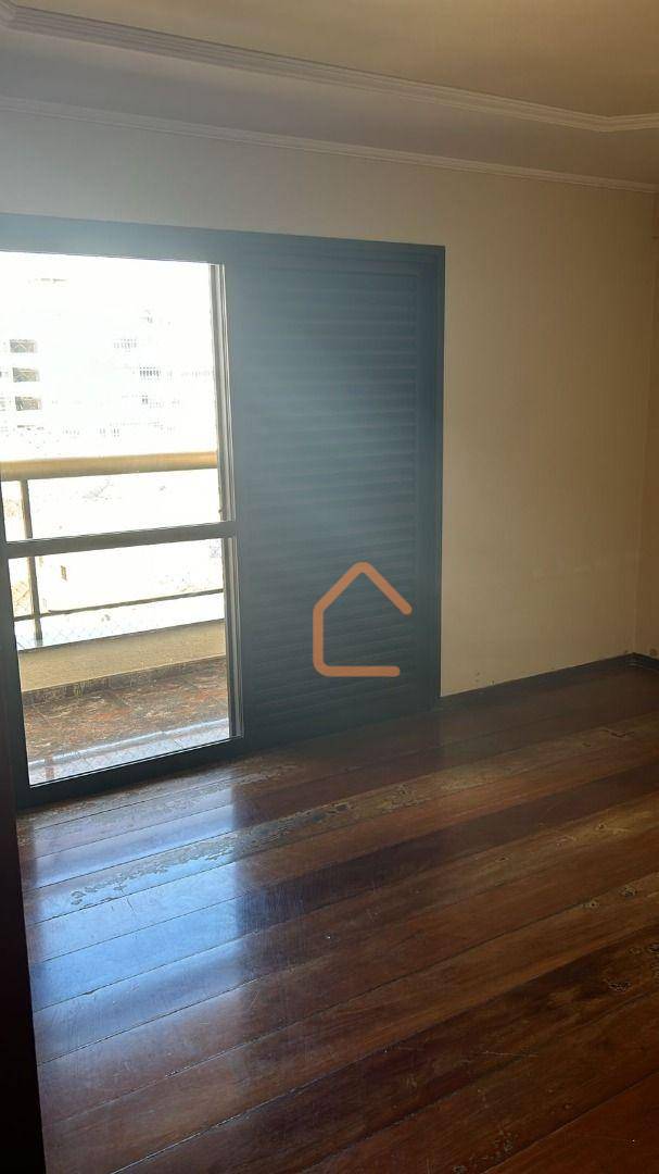 Apartamento à venda com 3 quartos, 140m² - Foto 14