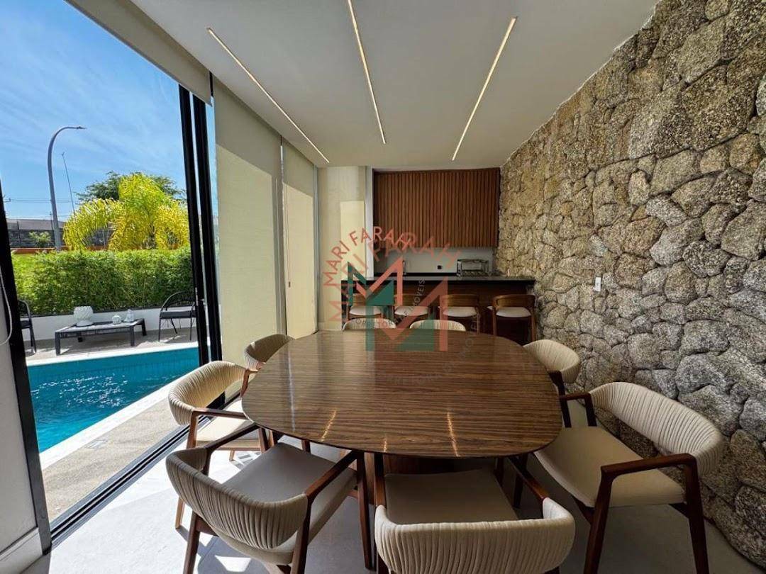 Casa de Condomínio à venda com 3 quartos, 214m² - Foto 2