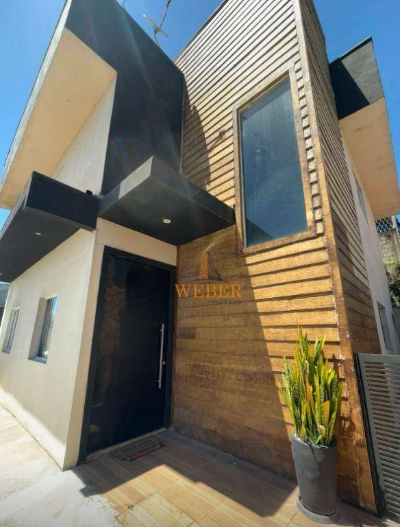 Casa de Condomínio à venda com 3 quartos, 147m² - Foto 1