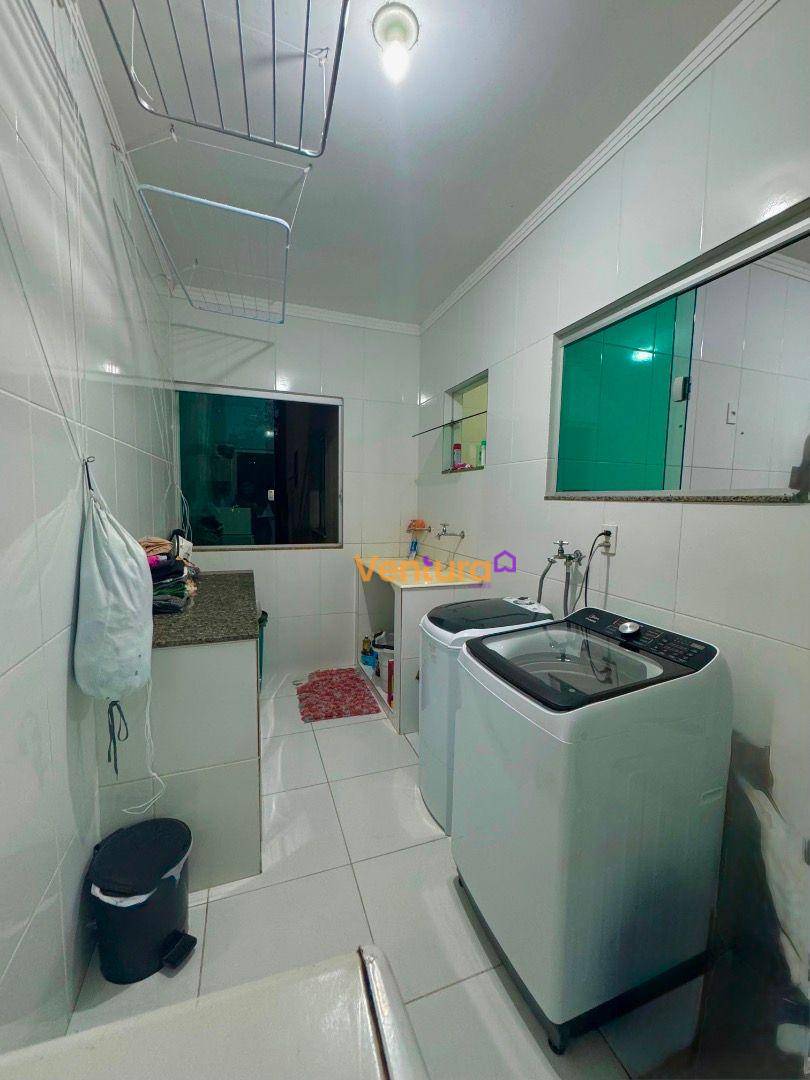 Casa à venda com 2 quartos, 150m² - Foto 7