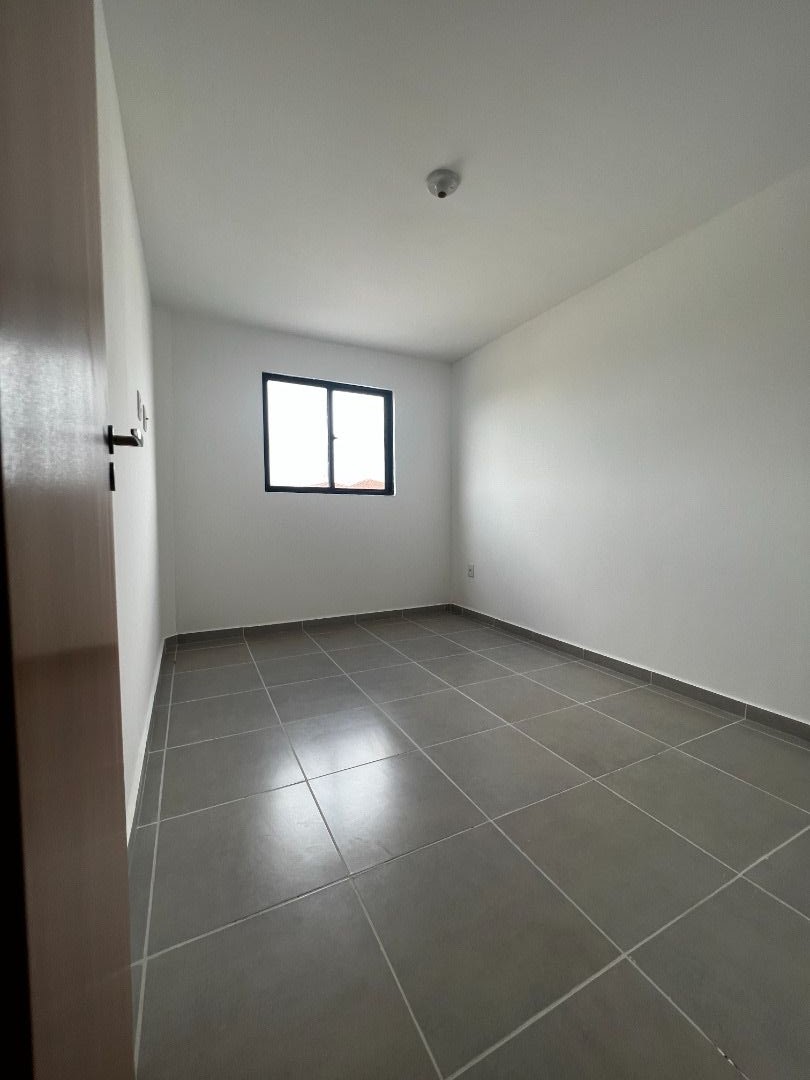 Apartamento à venda com 3 quartos, 61m² - Foto 3