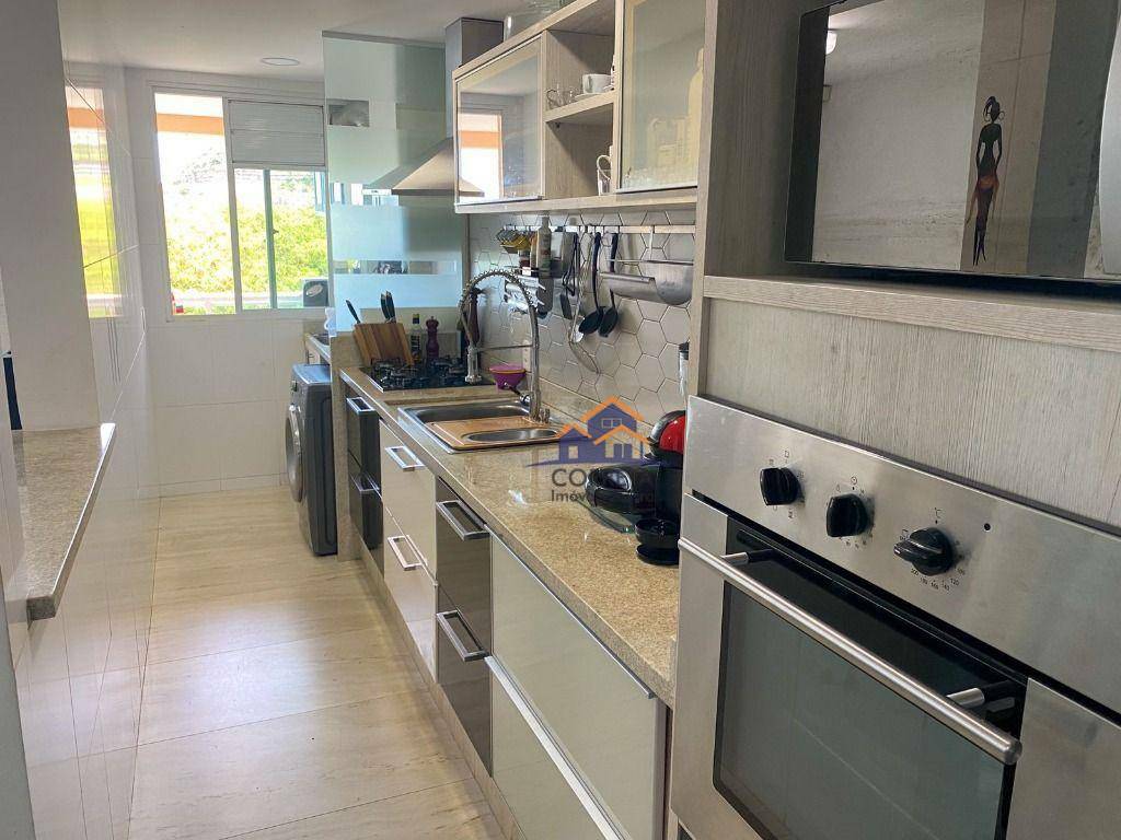 Apartamento para alugar com 3 quartos, 99m² - Foto 13