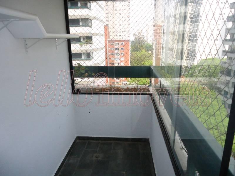 Apartamento para alugar com 4 quartos, 150m² - Foto 7