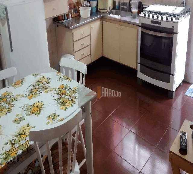 Casa à venda com 2 quartos, 170m² - Foto 6