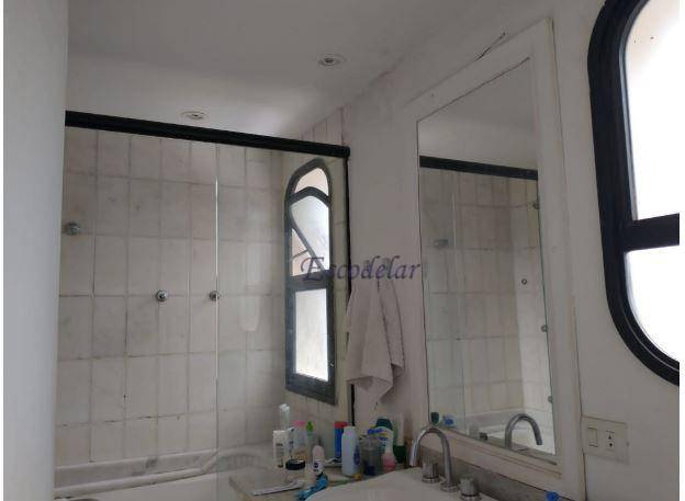 Apartamento à venda com 3 quartos, 196m² - Foto 10