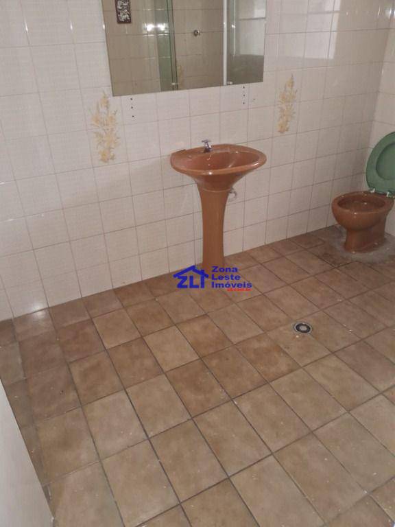 Apartamento para alugar com 2 quartos, 60m² - Foto 12