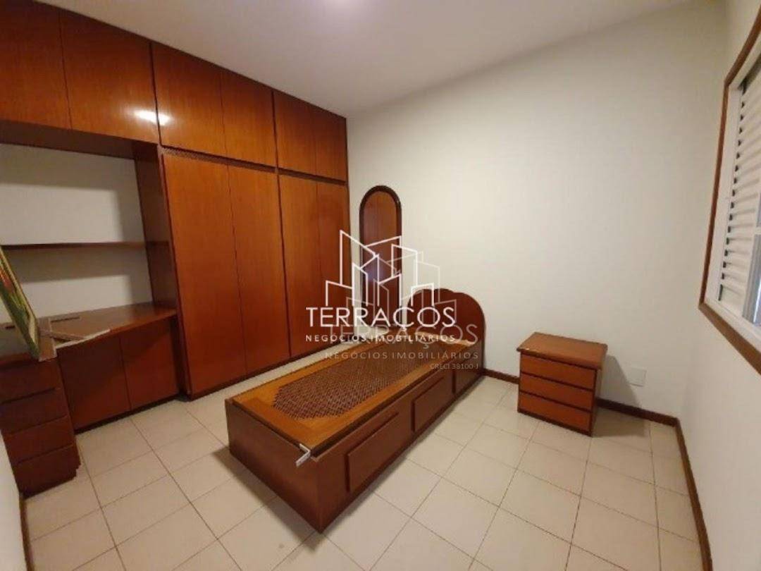 Casa à venda com 3 quartos, 207m² - Foto 14