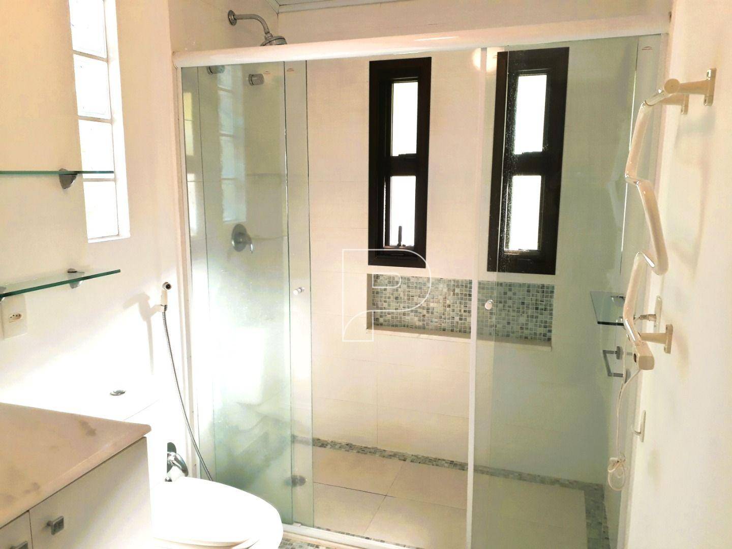 Casa de Condomínio à venda com 3 quartos, 360m² - Foto 59