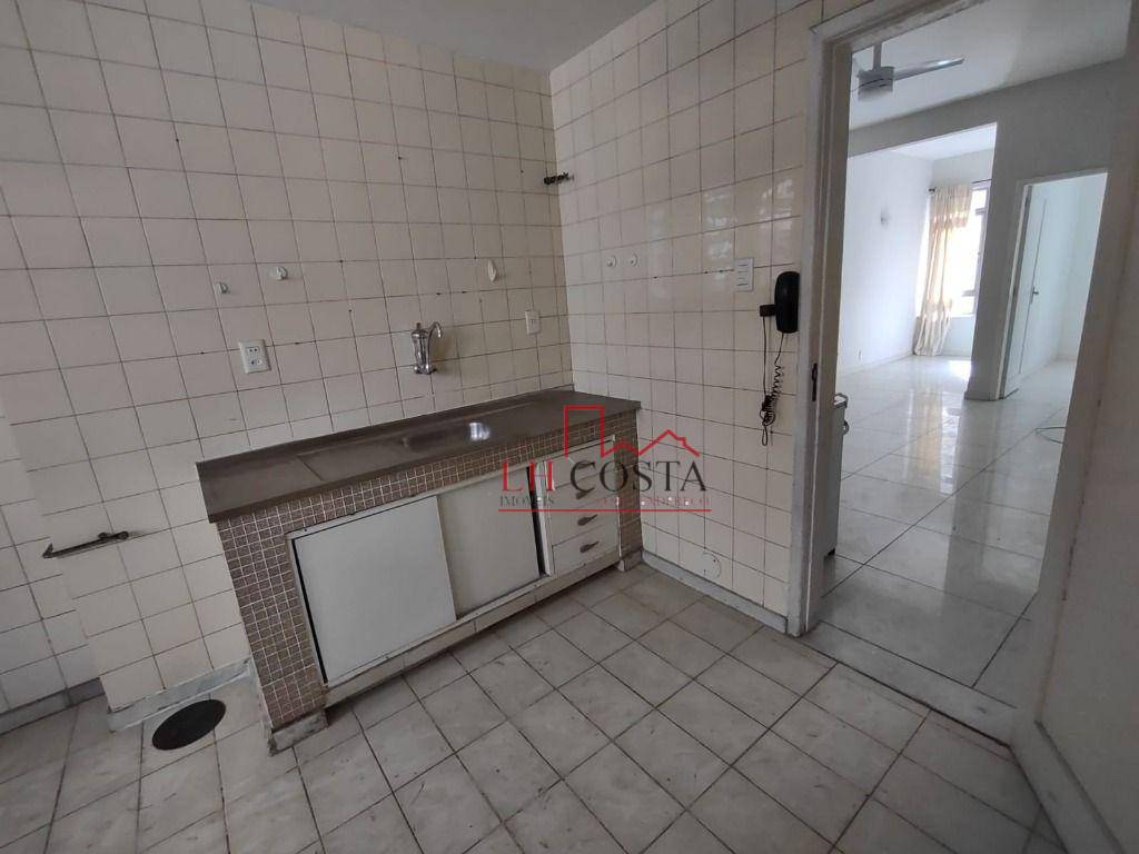 Apartamento à venda com 2 quartos, 80m² - Foto 17