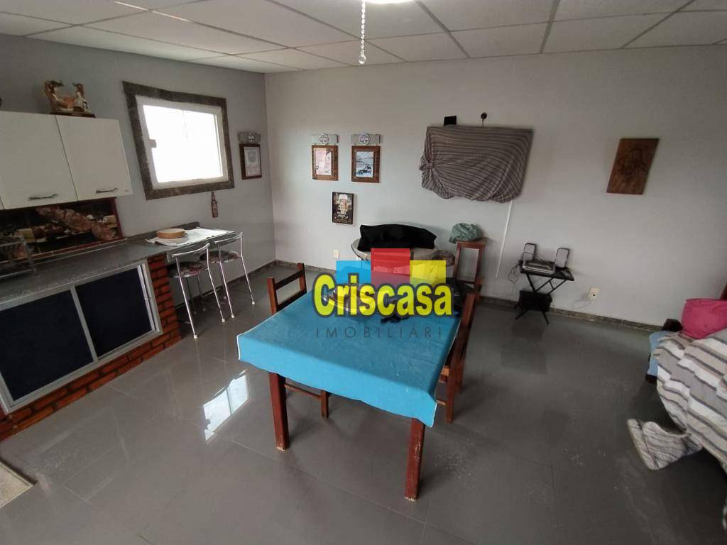 Casa à venda com 5 quartos, 240m² - Foto 18