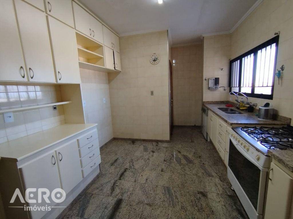 Apartamento para alugar com 3 quartos, 280m² - Foto 57