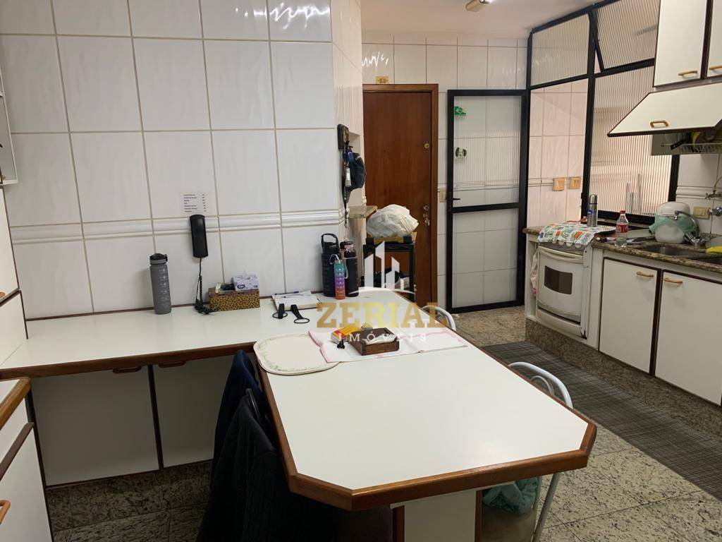 Apartamento à venda com 3 quartos, 156m² - Foto 12