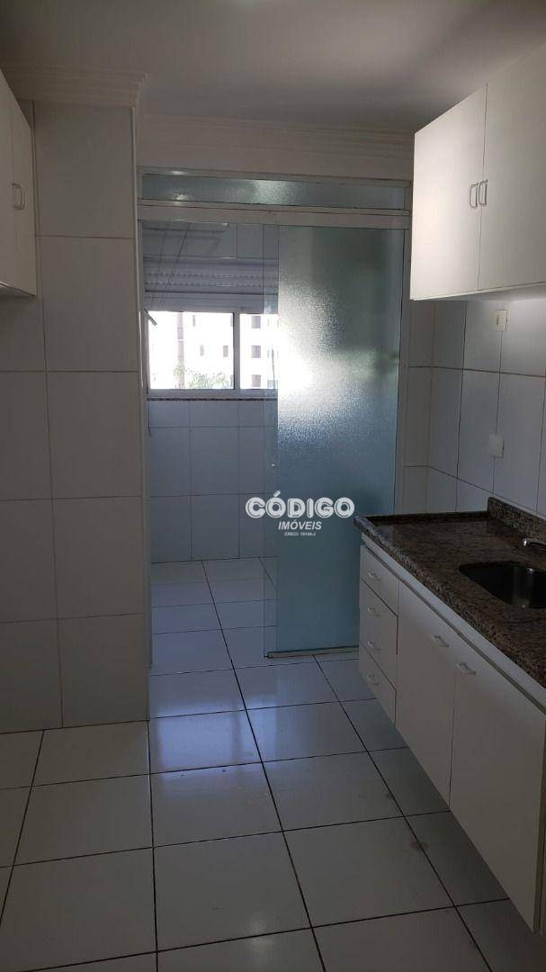 Apartamento para alugar com 3 quartos, 50m² - Foto 10