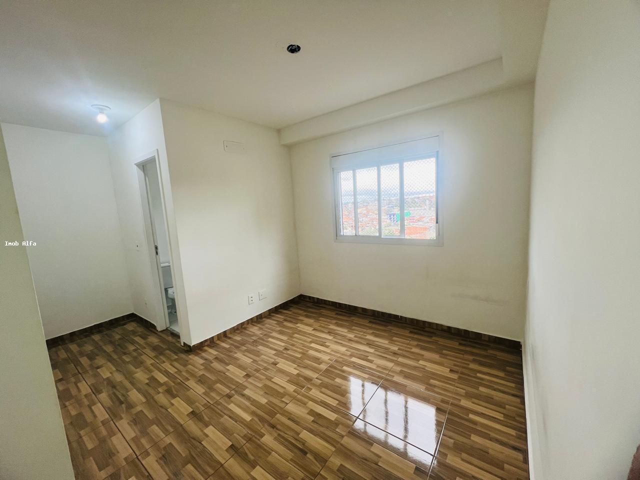 Apartamento para alugar com 2 quartos, 60m² - Foto 13