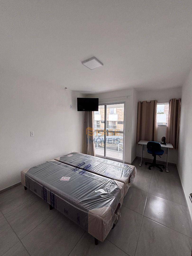 Casa à venda com 2 quartos, 1m² - Foto 14