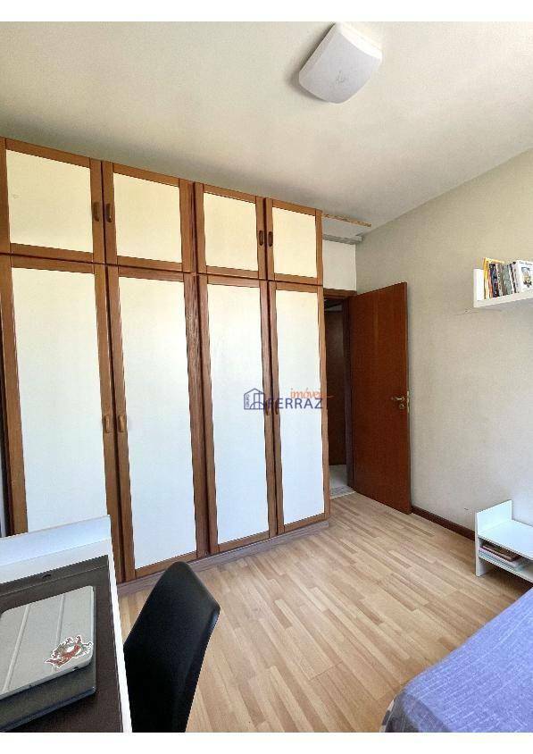 Apartamento à venda com 2 quartos, 85m² - Foto 17