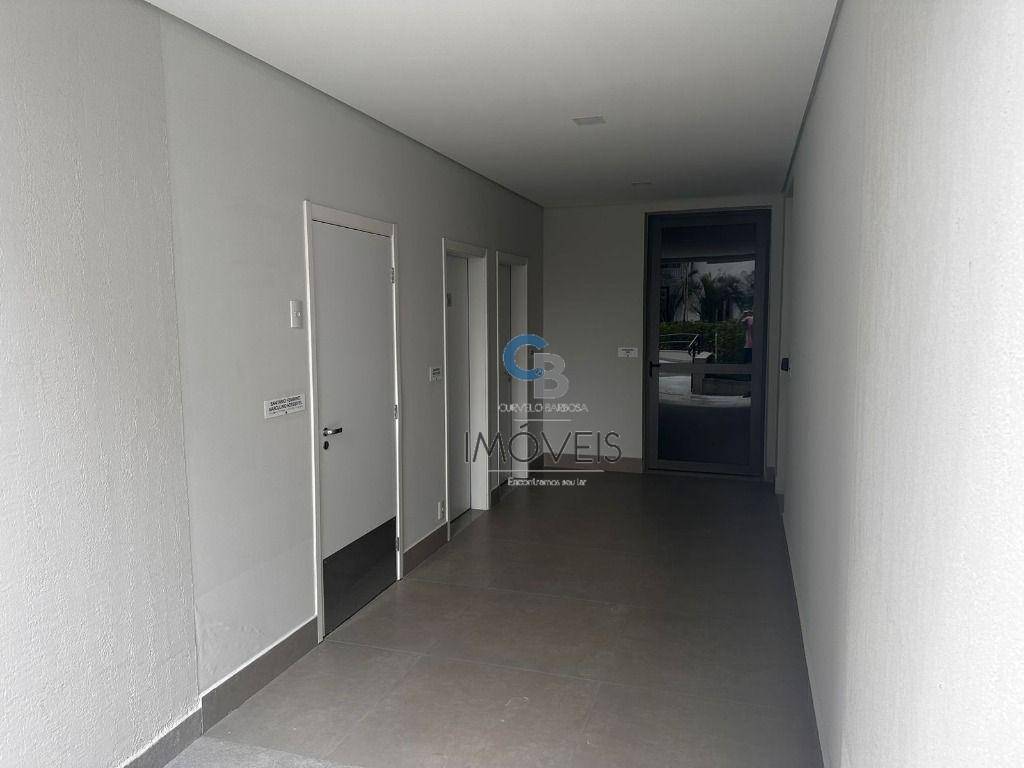 Apartamento à venda com 3 quartos, 82m² - Foto 22