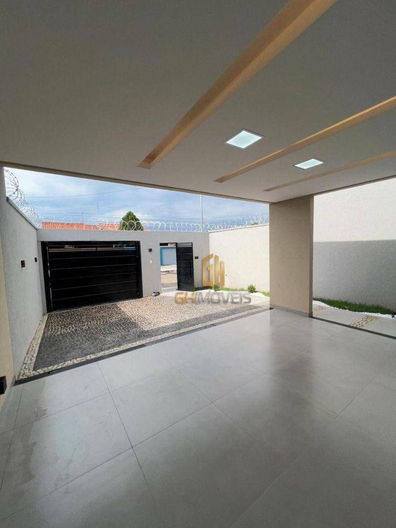 Casa à venda com 3 quartos, 151m² - Foto 3