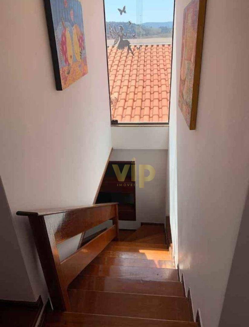 Casa à venda com 4 quartos, 269m² - Foto 12