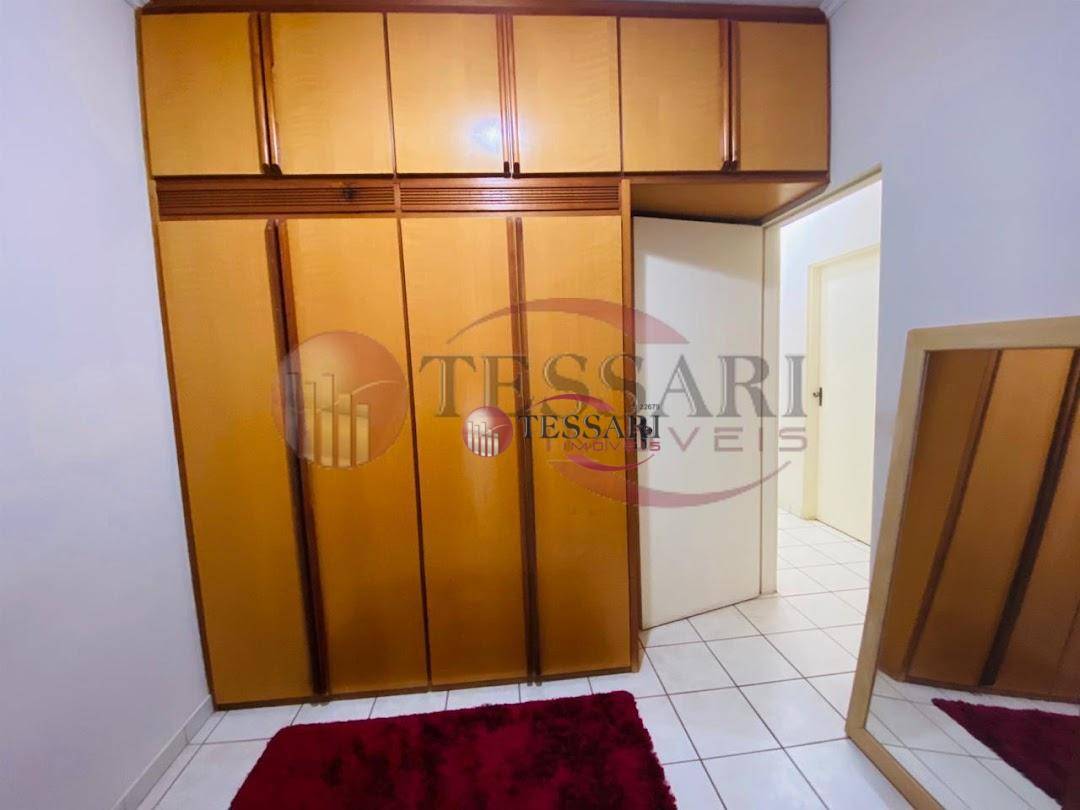 Apartamento à venda com 3 quartos, 80m² - Foto 3