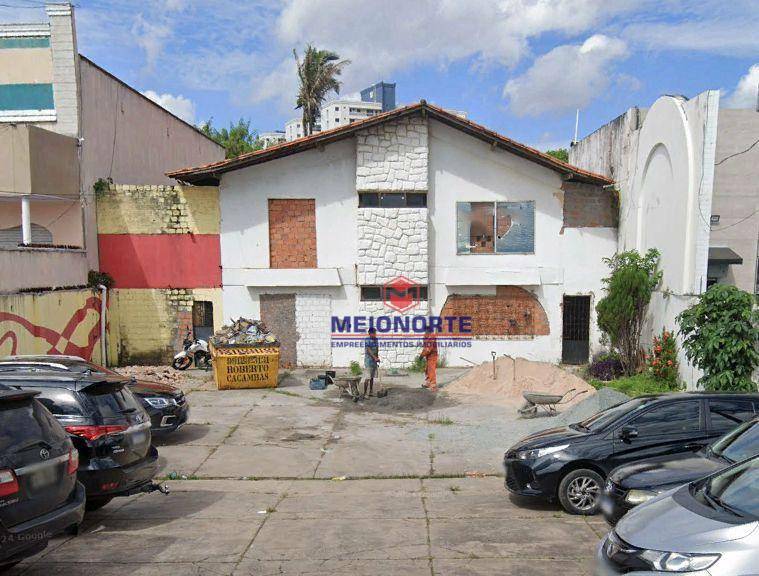 Casa para alugar com 4 quartos, 800m² - Foto 2