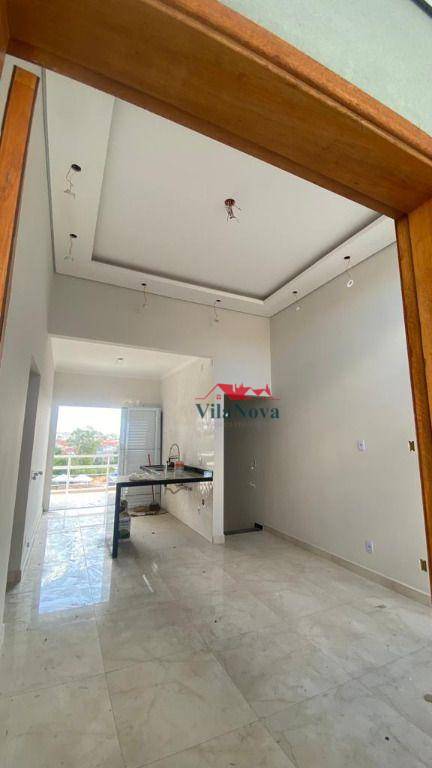 Casa à venda com 2 quartos, 129m² - Foto 2