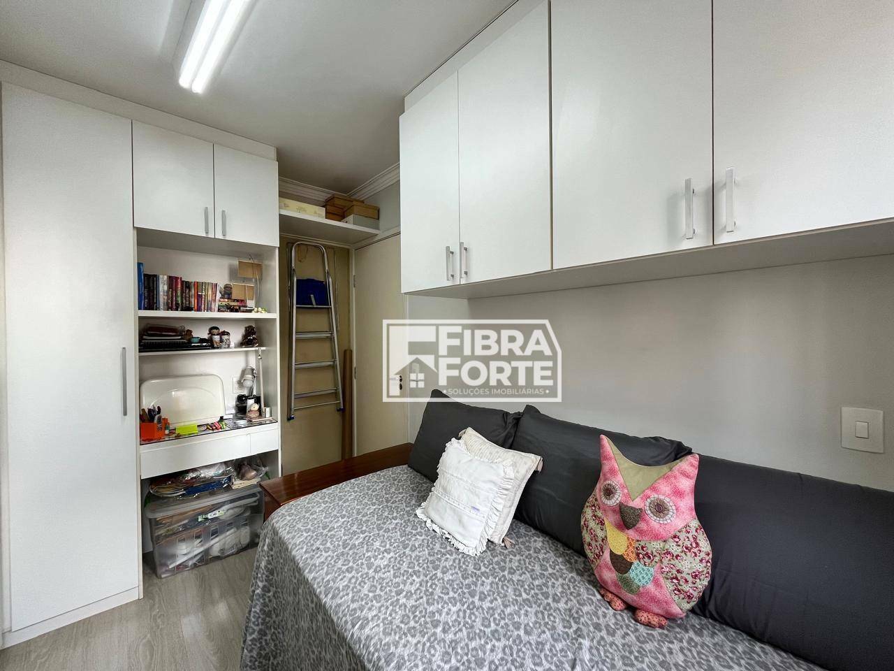 Apartamento à venda com 2 quartos, 69m² - Foto 19