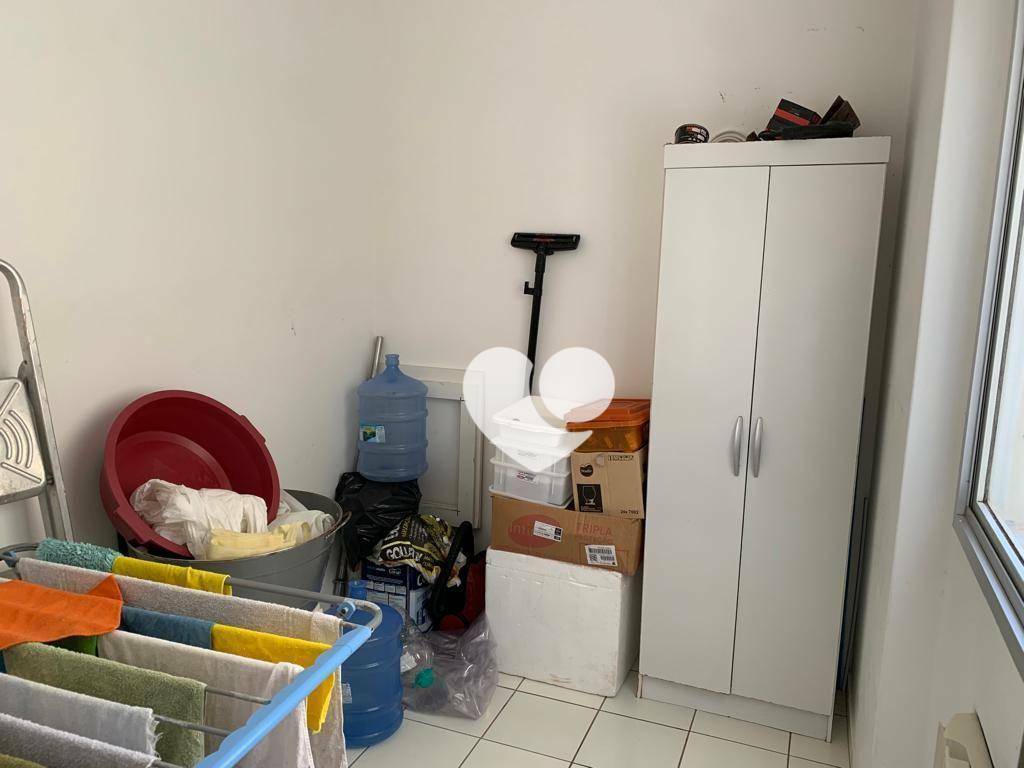 Apartamento à venda com 3 quartos, 240m² - Foto 35