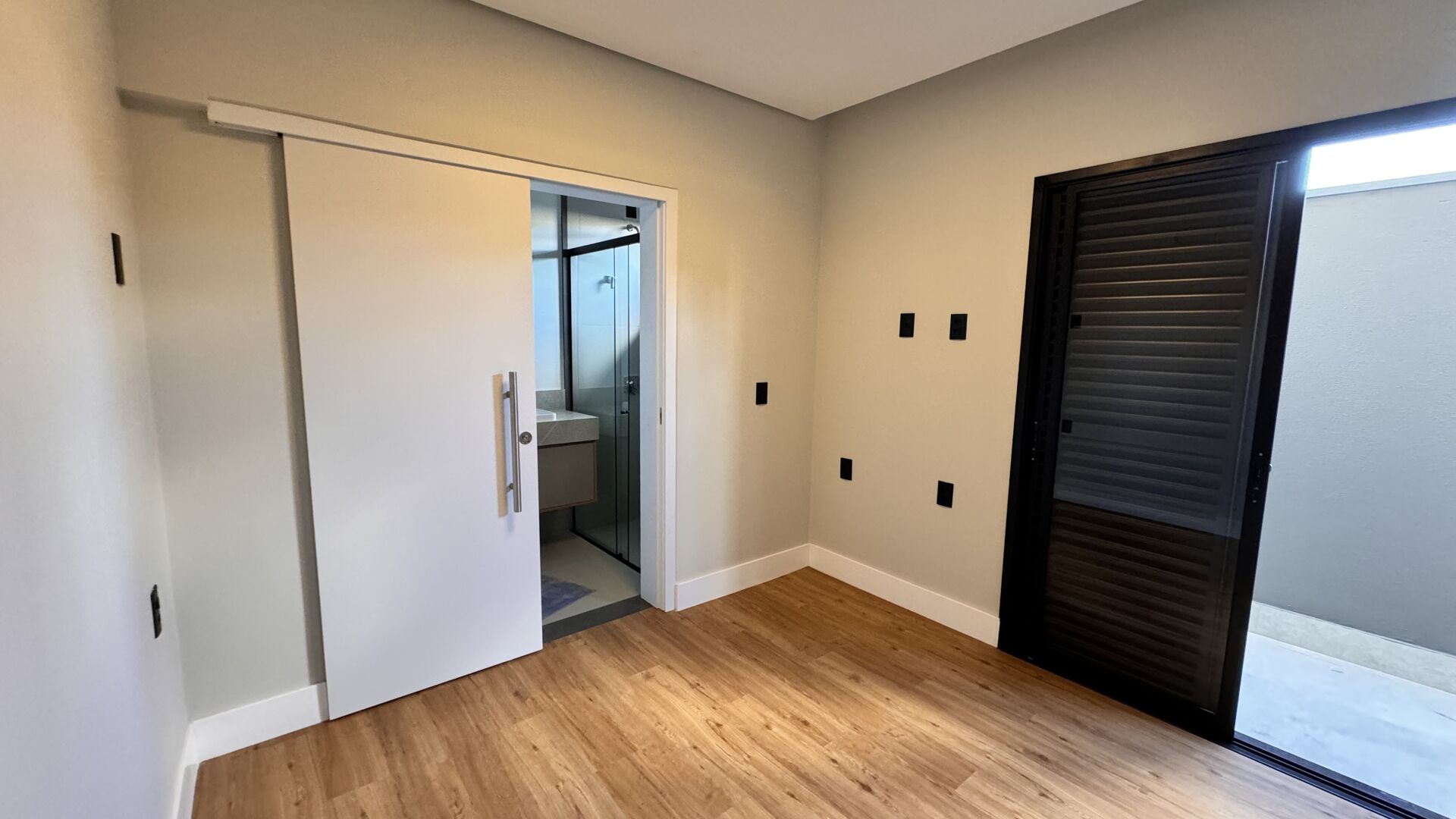 Casa à venda com 3 quartos, 240m² - Foto 11