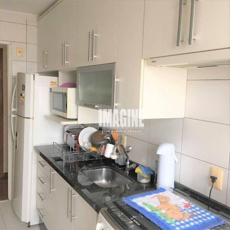 Apartamento à venda com 3 quartos, 59m² - Foto 9