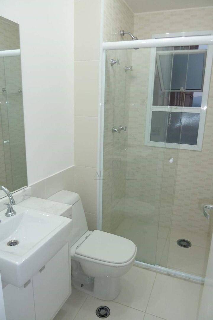 Apartamento para alugar com 3 quartos, 122m² - Foto 3