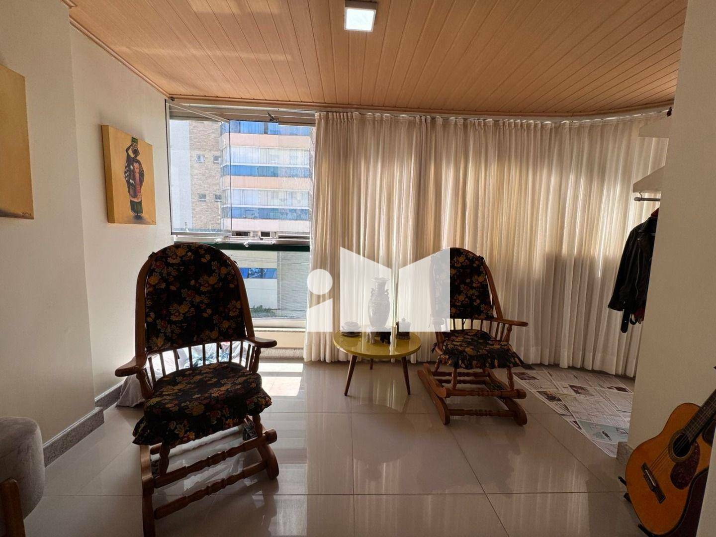 Apartamento à venda com 4 quartos, 159m² - Foto 12